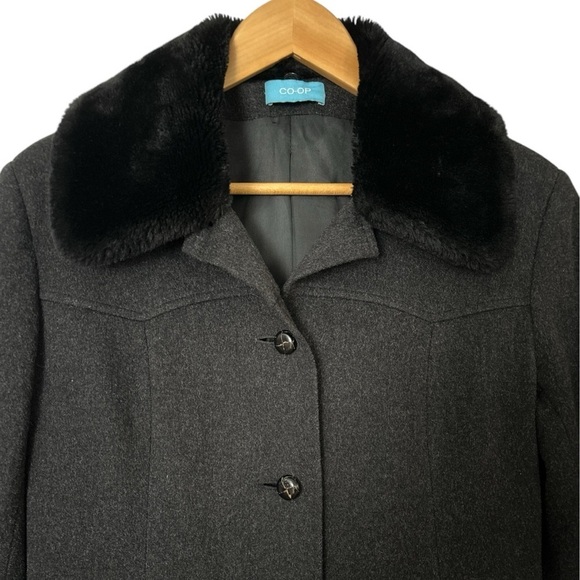 Barney’s NY Vintage Wool/Cashmere Coat, Detachable Faux Fur Collar, 42 (US S) - Picture 5 of 12